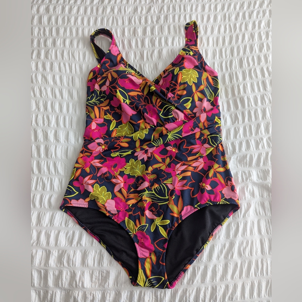 Seekers Essentials Women's Tummy Control One Piece Swimsuit COLORFUL FLORAL  16